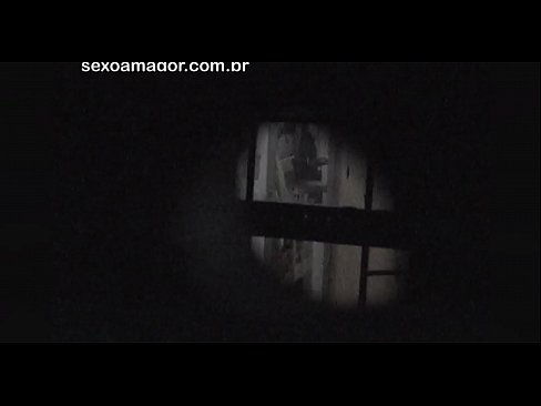 ❤️ Blondie filmohet fshehurazi nga një soditës i lagjes i fshehur pas tullave të zbrazëta ️❌ Pornografi anale në sq.osagoassist.ru ❌️