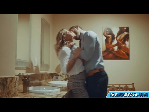 ❤️ Kur një bjonde me bukë ju josh në një banjë publike ️❌ Pornografi anale në sq.osagoassist.ru ❌️